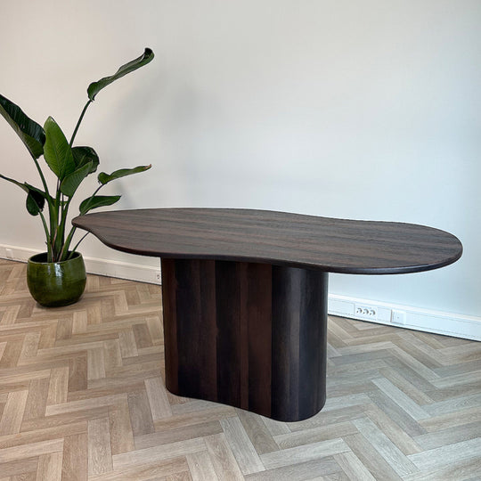 Eettafel Bruno Organisch - bruin