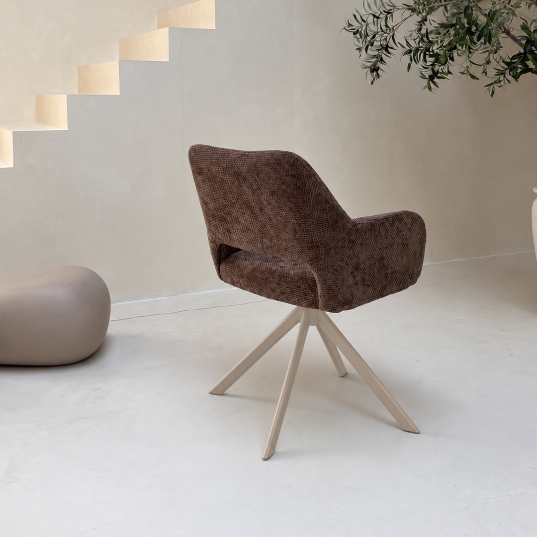 Mowgli draaibare eetkamerstoel beige poten - bruin