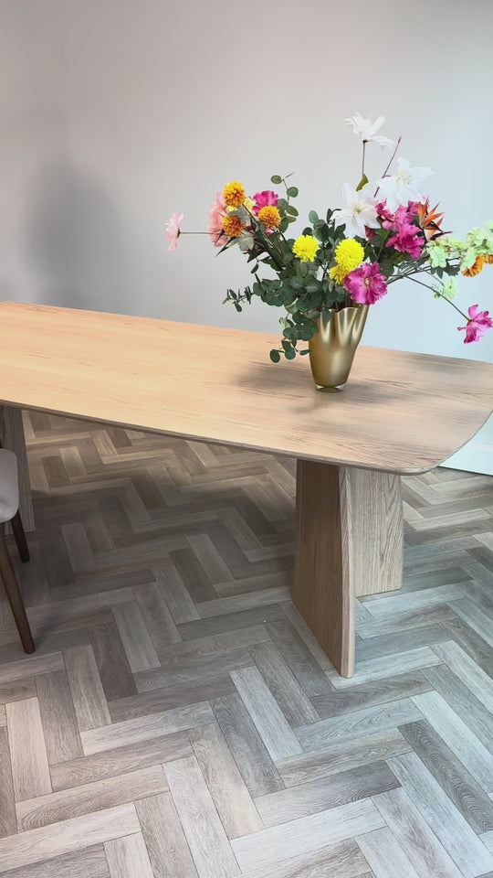 Eettafel Noor maanpoot deens ovaal - eiken bruin